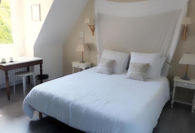 Номер Superior, Ailes Et Iles