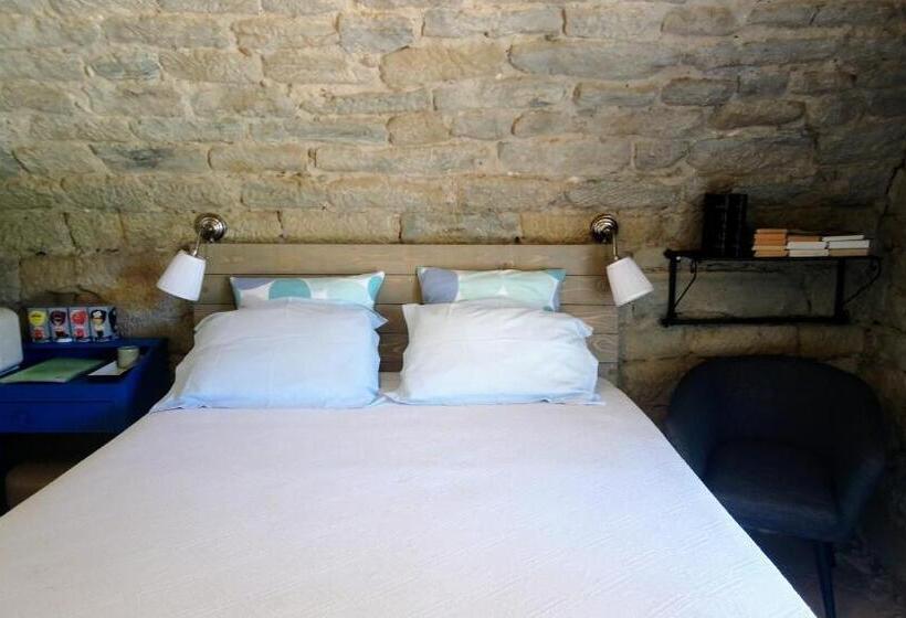 غرفة قياسية مطلّة علي الحديقة, La Meridienne Des Collines