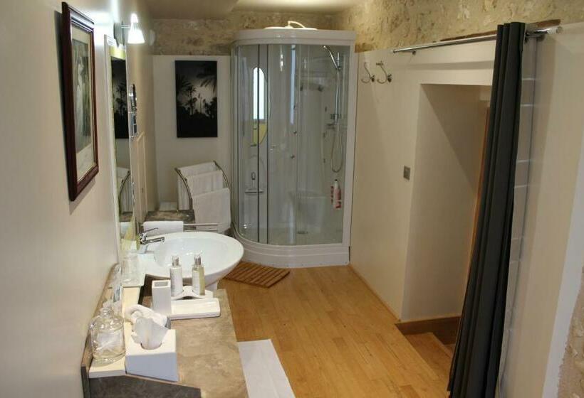 Номер Superior Кровать Кинг, Le Patio Chambres Et Tables D Hôtes