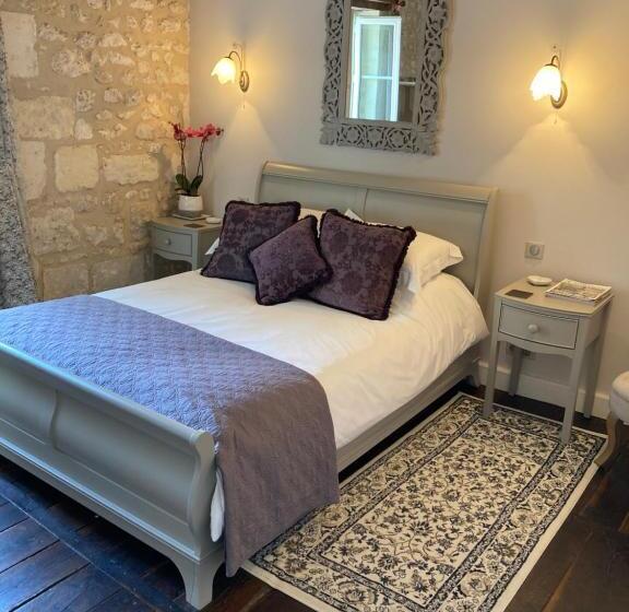 Номер Deluxe Кровать Кинг, Le Patio Chambres Et Tables D Hôtes