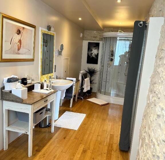 Номер Superior Кровать Кинг, Le Patio Chambres Et Tables D Hôtes