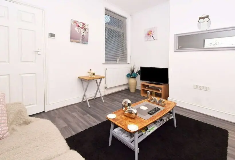 バスルーム共有のシングルスタンダード, Townhouse @ Hanley Road Stoke