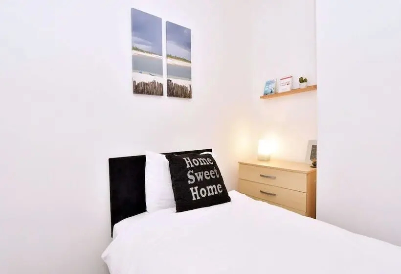 バスルーム共有のシングルスタンダード, Townhouse @ Hanley Road Stoke