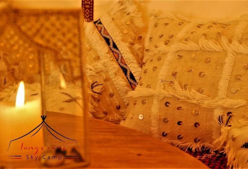 اتاق استاندارد سه نفره, Tangerine Sky Camp