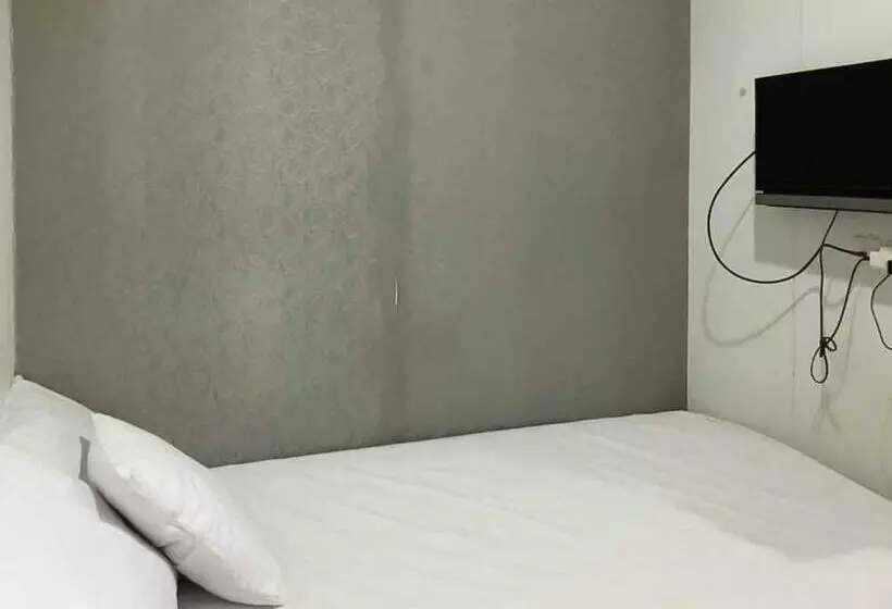 スタンダードルーム, Aimer Guest House Syariah Mitra Reddoorz