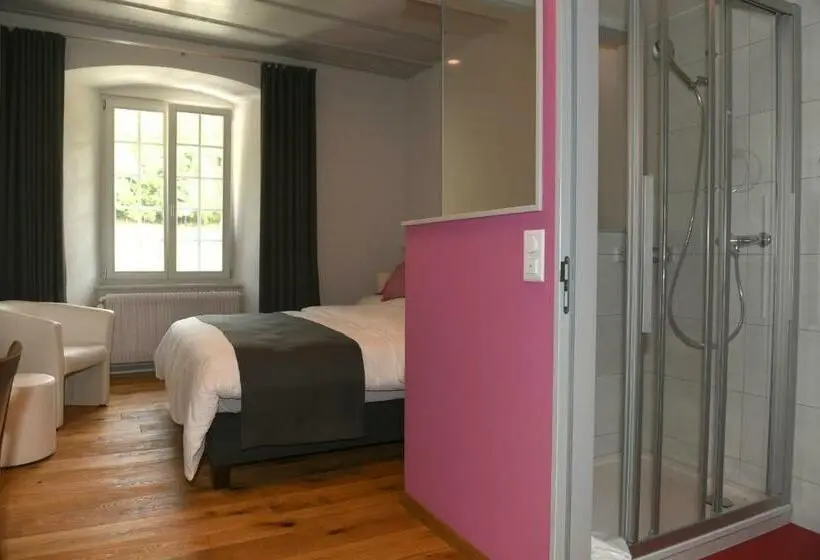 スタンダードルーム, Auberge De Bellelay Restaurant Chez Aron Balde