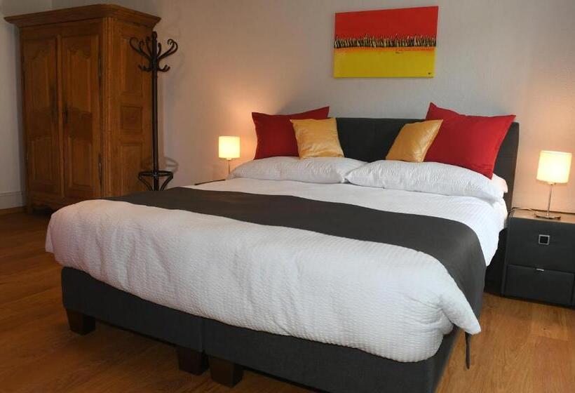 חדר סטנדרט, Auberge De Bellelay Restaurant Chez Aron Balde