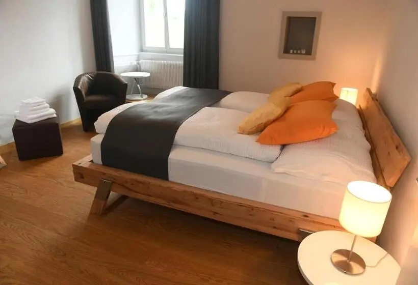 ファミリールーム, Auberge De Bellelay Restaurant Chez Aron Balde