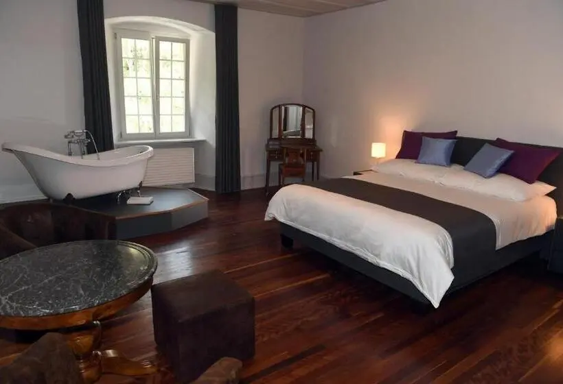 スイート, Auberge De Bellelay Restaurant Chez Aron Balde