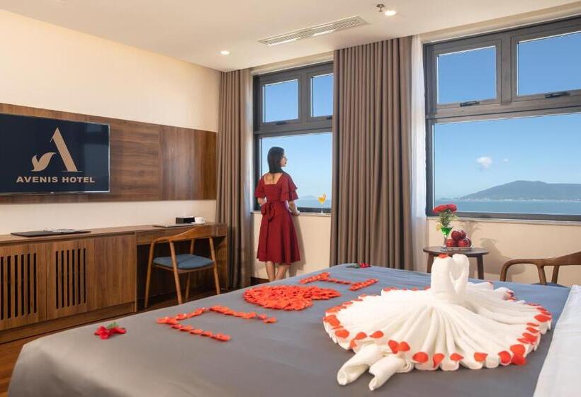 اتاق استاندارد با تخت بزرگ, Avenis