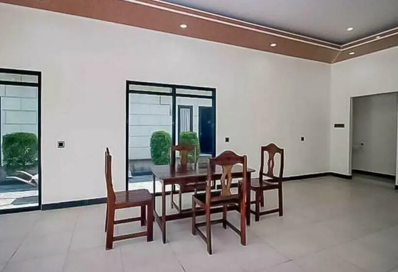 スタンダードルーム, Reddoorz @ Wisma Pangrango