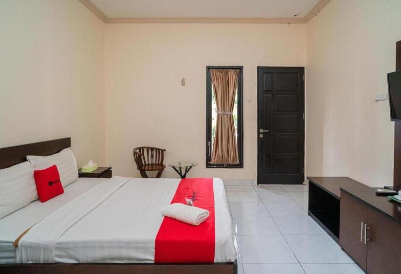 Номер Стандарт, Reddoorz @ Wisma Pangrango