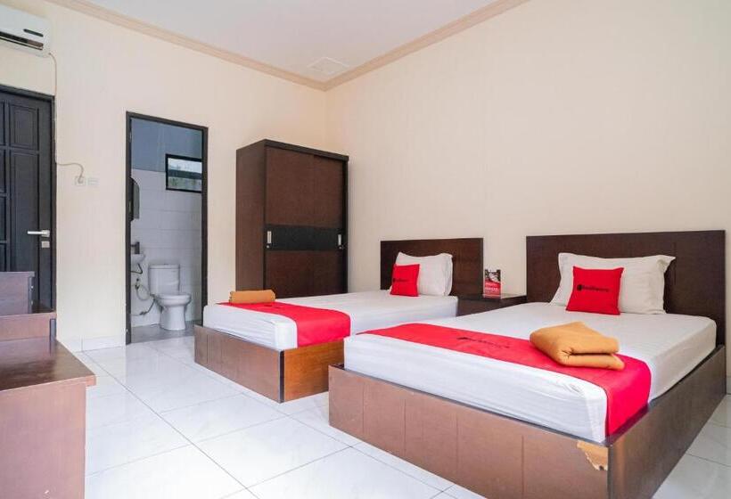Номер Стандарт, Reddoorz @ Wisma Pangrango