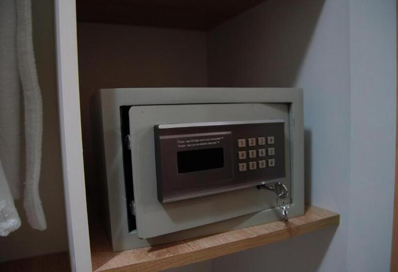 جناح سوبيريور, Sumaya