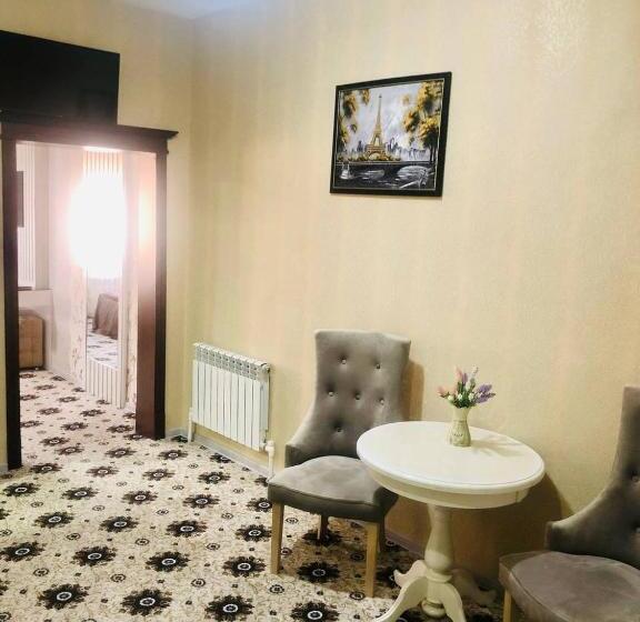 جناح سوبيريور, Sumaya