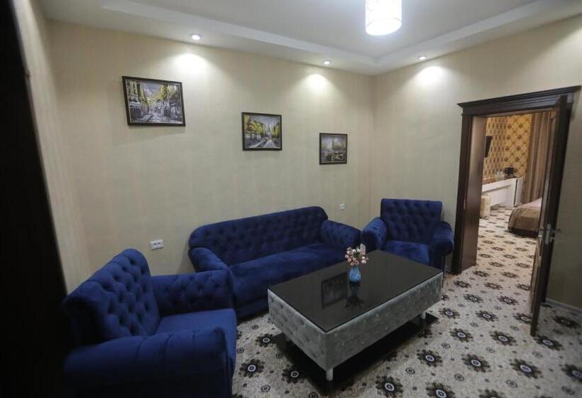 جناح سوبيريور, Sumaya