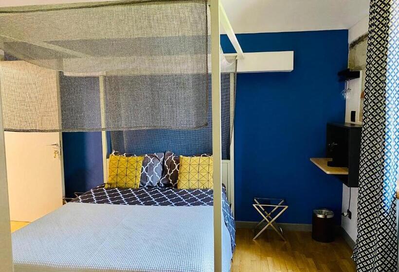 스탠다드 룸 킹사이즈 침대, Il Basín