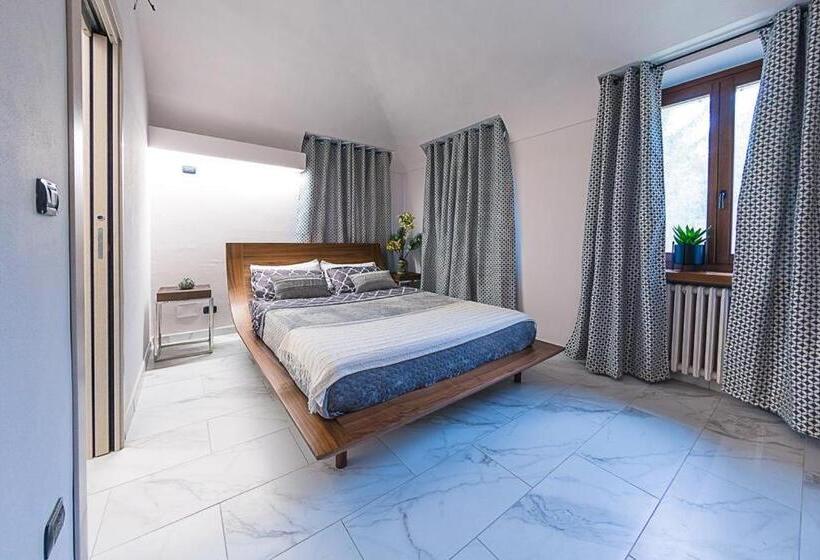 디럭스 룸 킹사이즈 침대, Il Basín