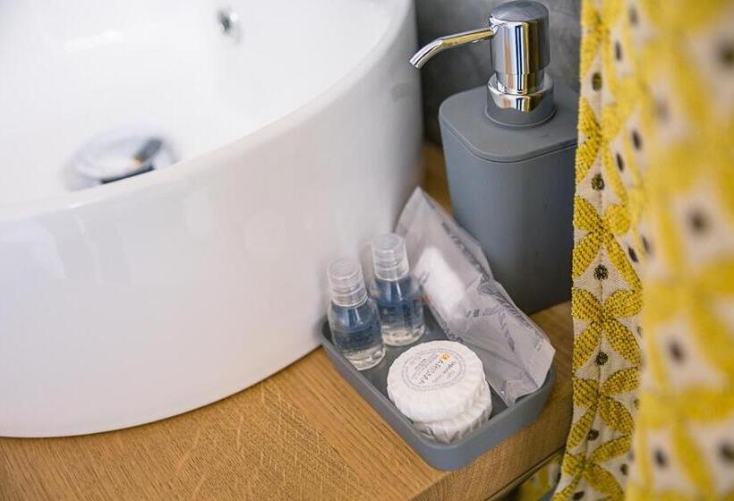 스탠다드 룸 킹사이즈 침대, Il Basín