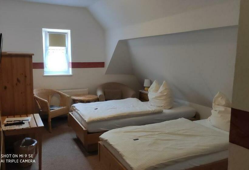 غرفة قياسية, Lichtenberger Hof