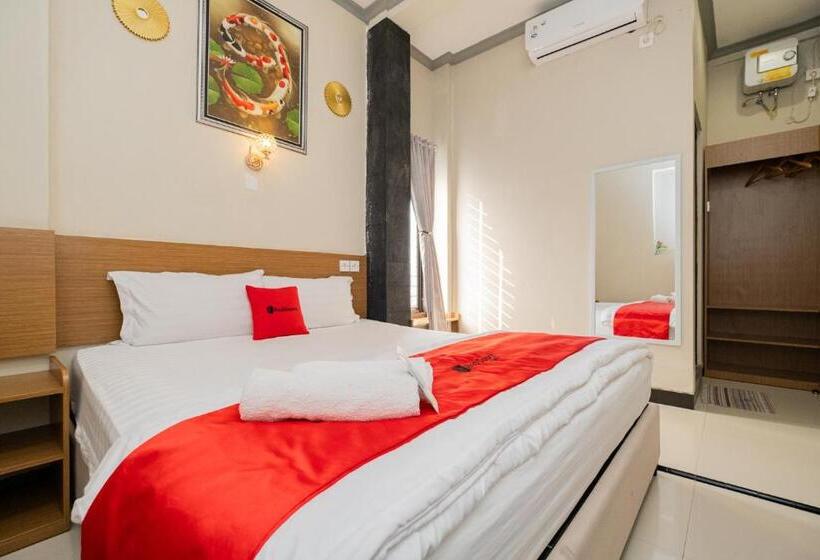 Standard Room, Reddoorz Near Kampung Inggris Pare