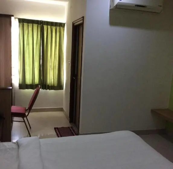 デラックスルーム, Sri Vaari Residency