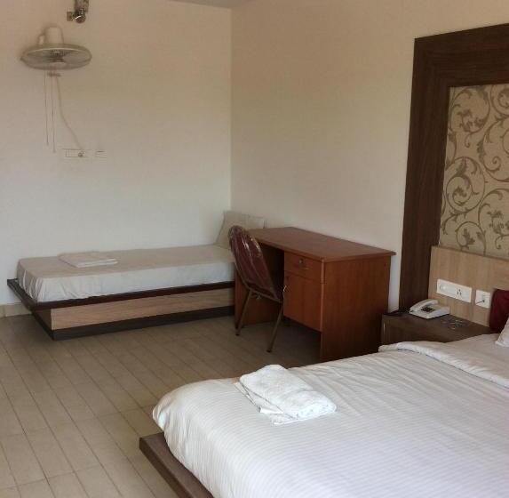 חדר סופריור לשלושה, Sri Vaari Residency