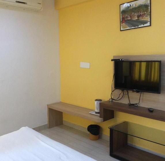 חדר סופריור לשלושה, Sri Vaari Residency