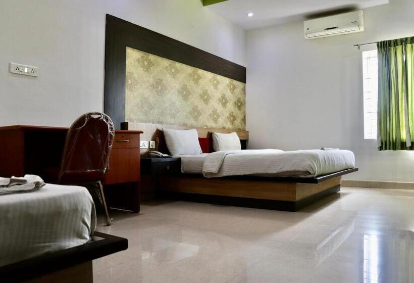 חדר סופריור לשלושה, Sri Vaari Residency