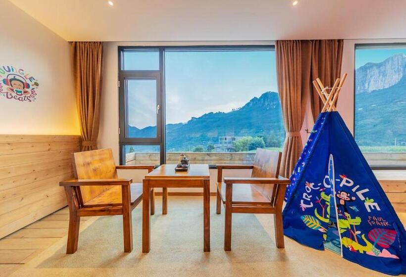 سوییت با چشم‌انداز کوه, Enshi Grand Canyon Yutan Muyun Guesthouse