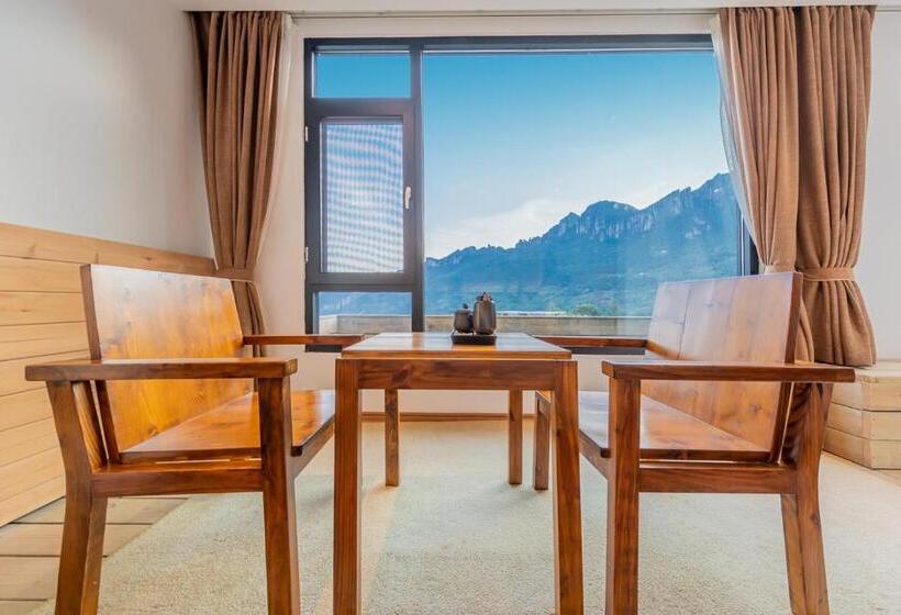 استودیوی استاندارد, Enshi Grand Canyon Yutan Muyun Guesthouse