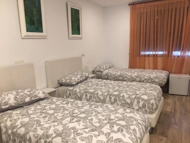 4인용 스탠다드 룸, Rooms H Skyline