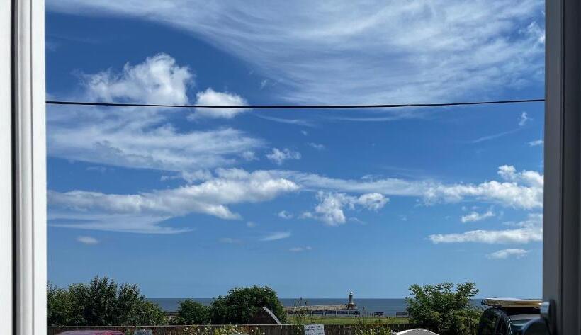 デラックスルーム, The View