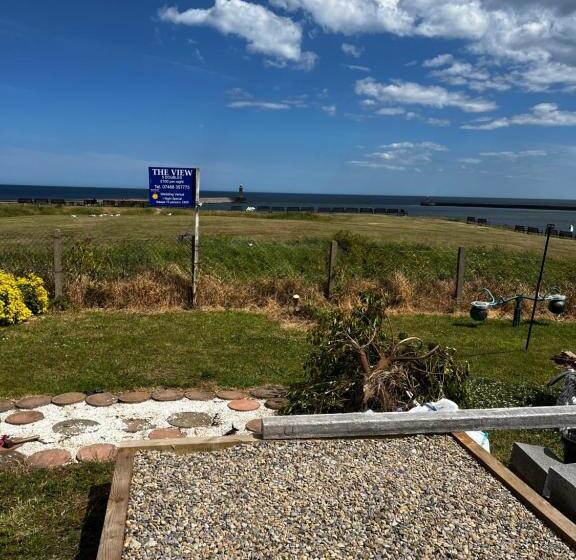 1ベッドルームハウス, The View