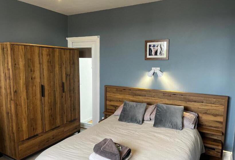 デラックスルーム, The View