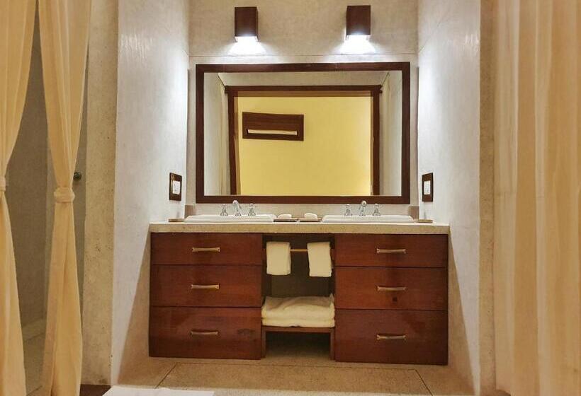 Люкс, Bijapur Lodge Jawai
