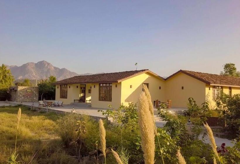 جناح, Bijapur Lodge Jawai