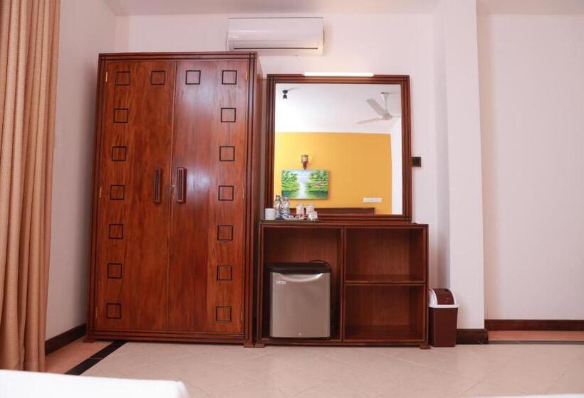 اتاق خانوادگی با سرویس بهداشتی مشترک, Villa 59