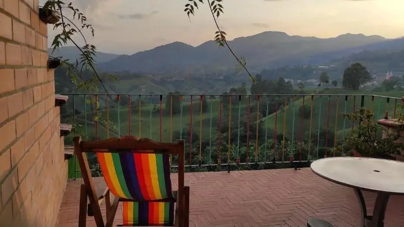 ファミリールーム, Villa Palosanto
