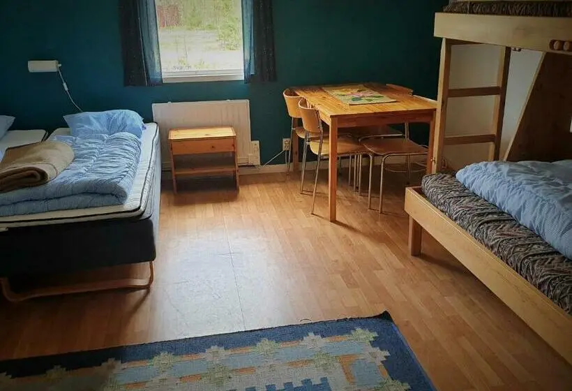 ファミリールーム, Hostel And Vandrarhem Lupin Naturcamping Lagom