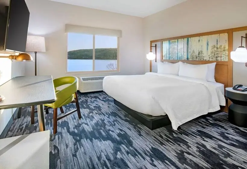 ダブルベッドスタンダードルーム, Fairfield Inn & Suites By Marriott Klamath Falls