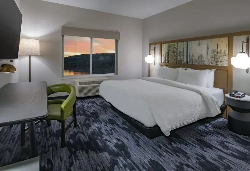 ダブルベッドスタンダードルーム, Fairfield Inn & Suites By Marriott Klamath Falls