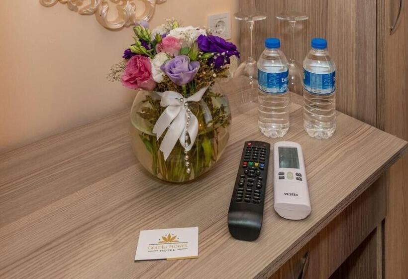 اتاق استاندارد سه نفره, Golden Flower Pansiyon