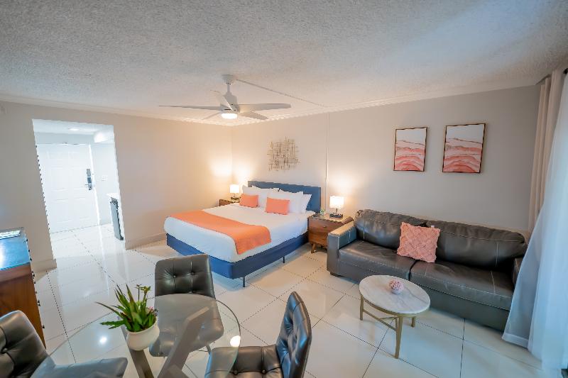 غرفة قياسية سرير كينج, Boca Plaza