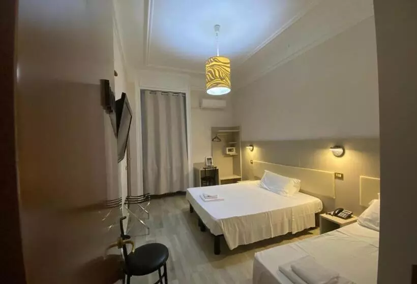 اتاق استاندارد سه نفره, Bogart Milano