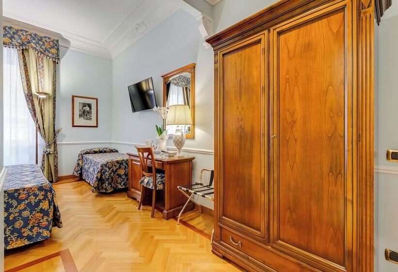 اتاق استاندارد سه نفره, Cellini