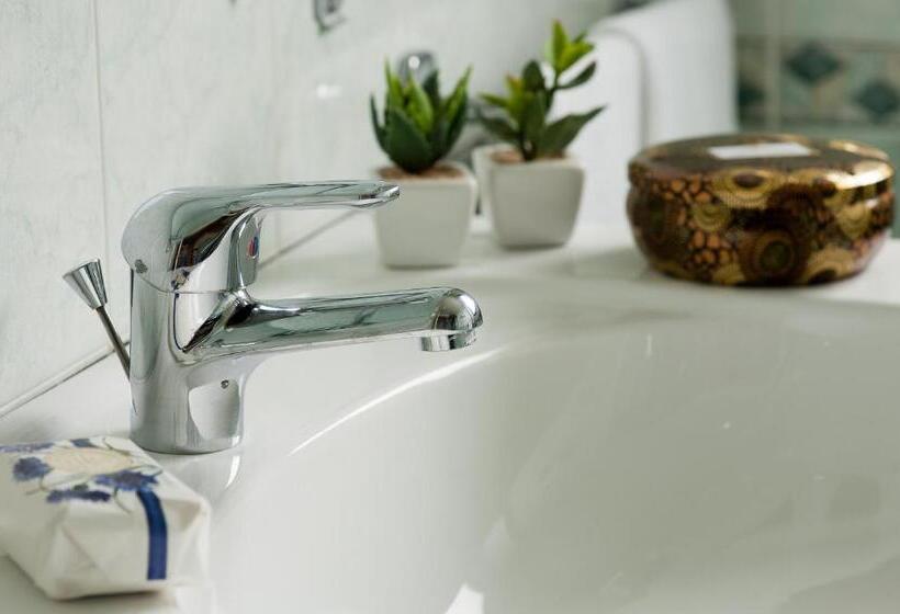 غرفة قياسية مزوَّدة بشُرفة, Best Western Hotel Leonardo Da Vinci