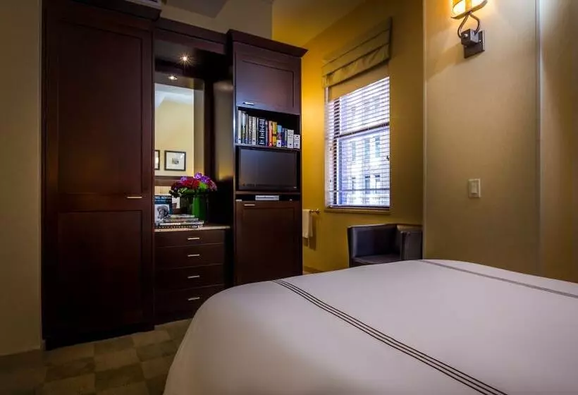 اتاق عادی با تخت دوبل, Library Hotel By Library Hotel Collection