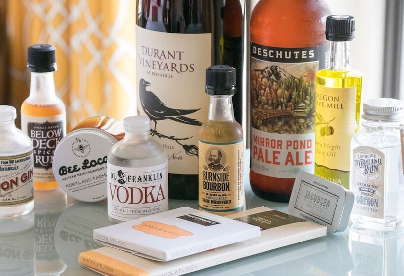 חדר דלוקס, Lucia