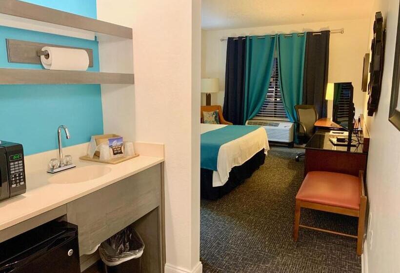 غرفة قياسية بالطابق الأرضى, Pensacola